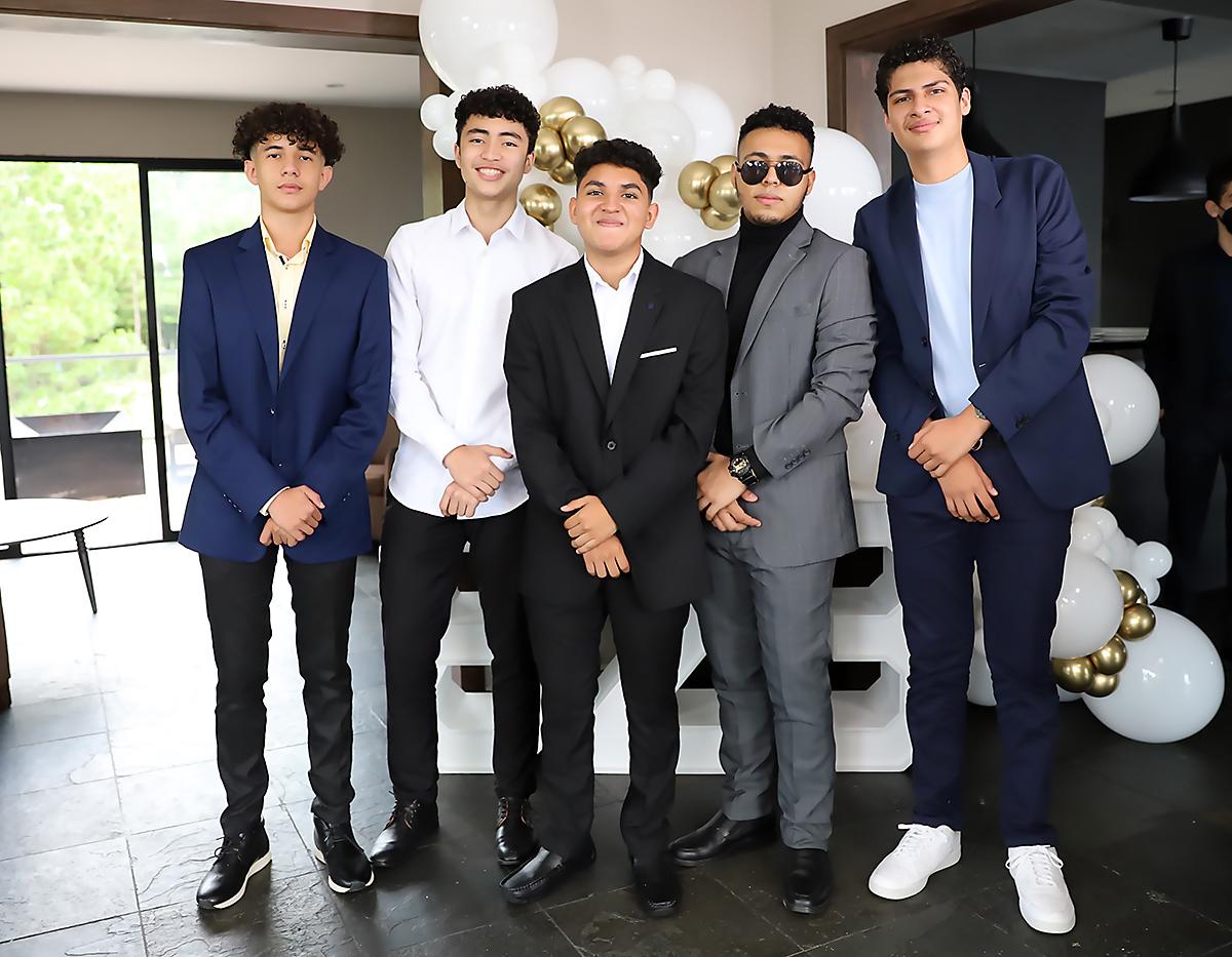 Johan Cáceres, Eliezer Díaz, Arturo Siliezar, Rafael Barahona y Adrián Avila