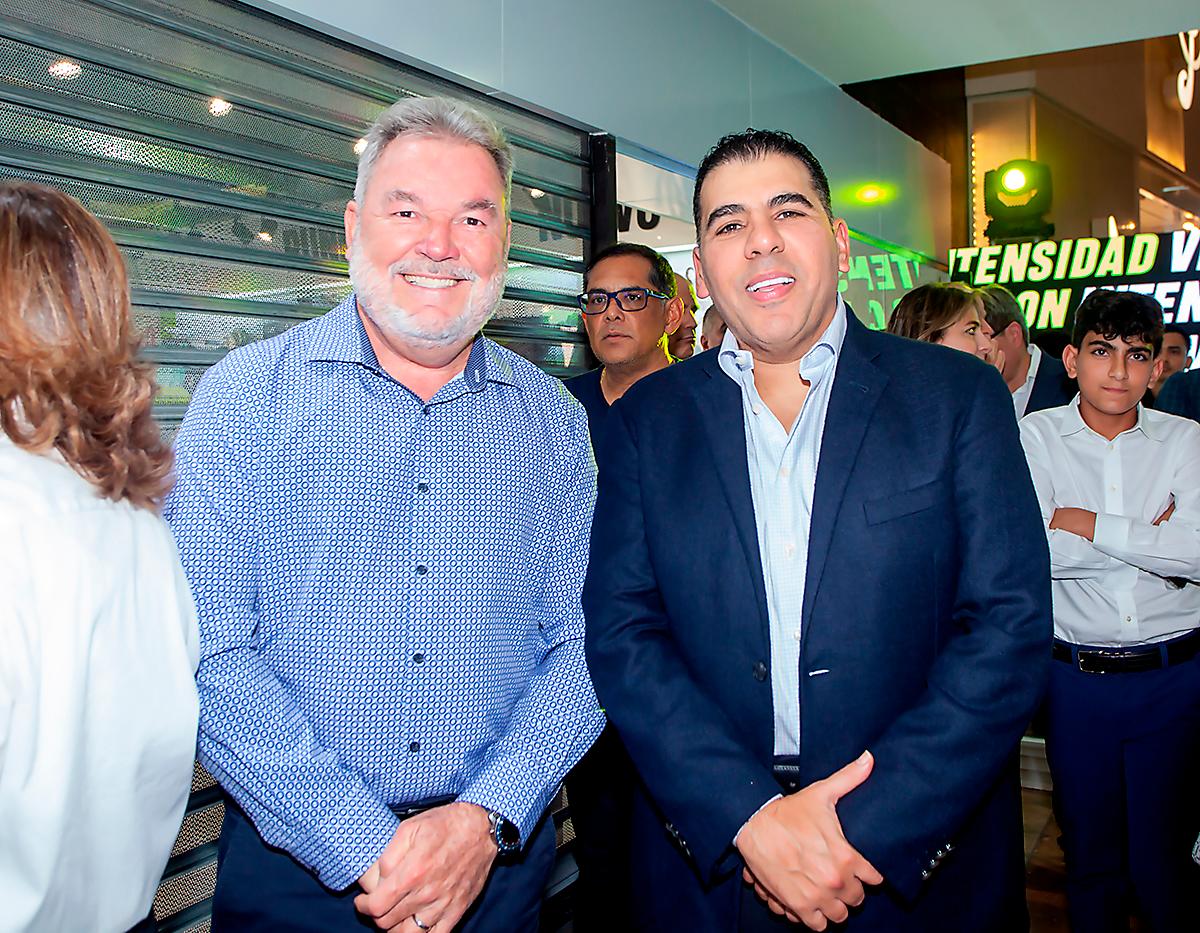 Roberto Contreras y Mario Faraj.