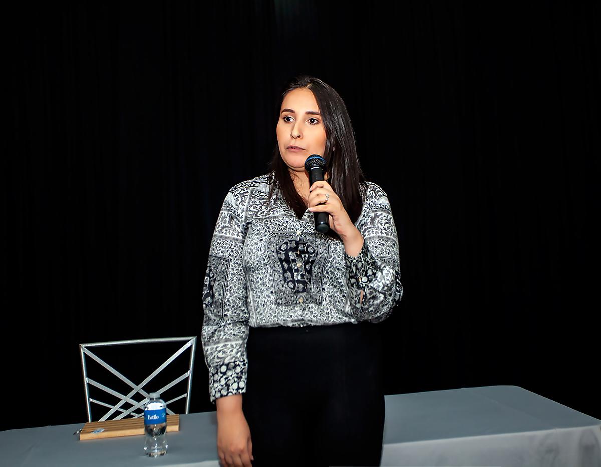Las palabras de bienvenida fueron ofrecidas por Brenda Alvarado, jefe comercial de EXCEL.