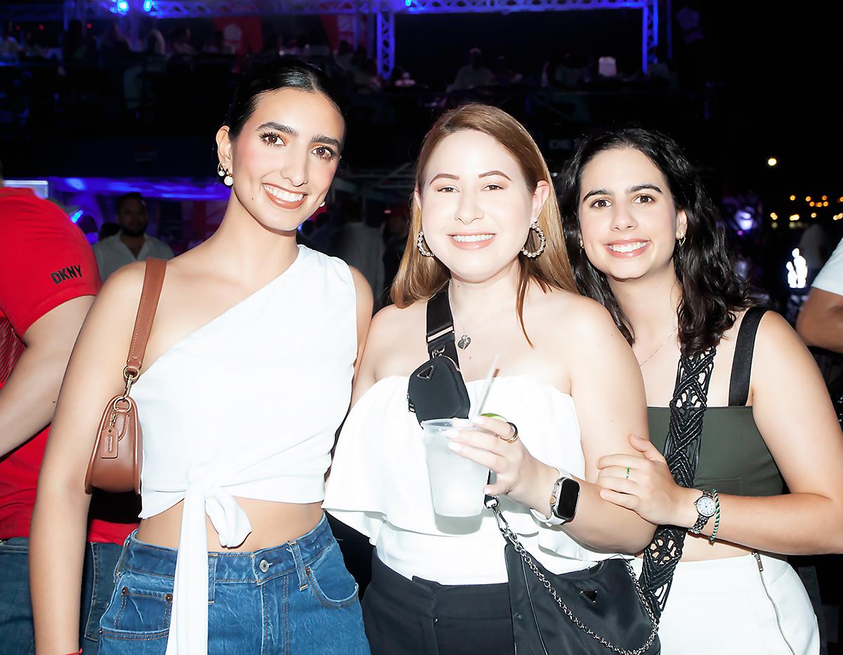 Cristel Abud, Michelle Valladares y María Canahuati.