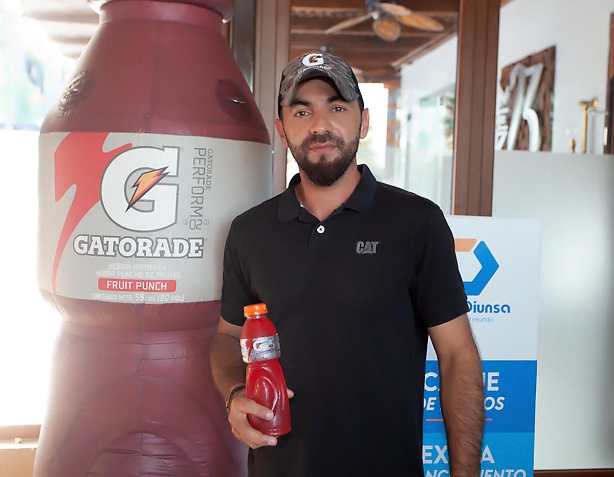 Henry López de Gatorade.