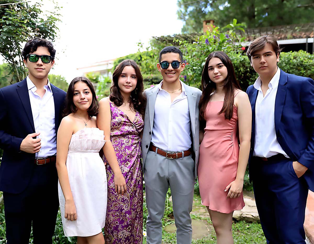 Brunch de los Senior 2023 de la Estancia School