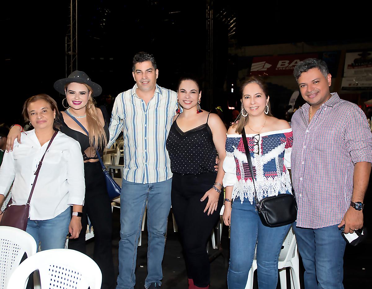 Marta Duarte, Marta Duarte, Alejandro Matta, Dina Bendeck, Sandra Matta y Jorge Duarte.