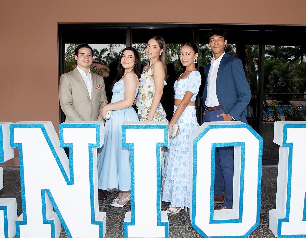 Milton Rivera, Ivana Hernández, Camila Figueroa, Mía Pineda y Sebastián Rosales.