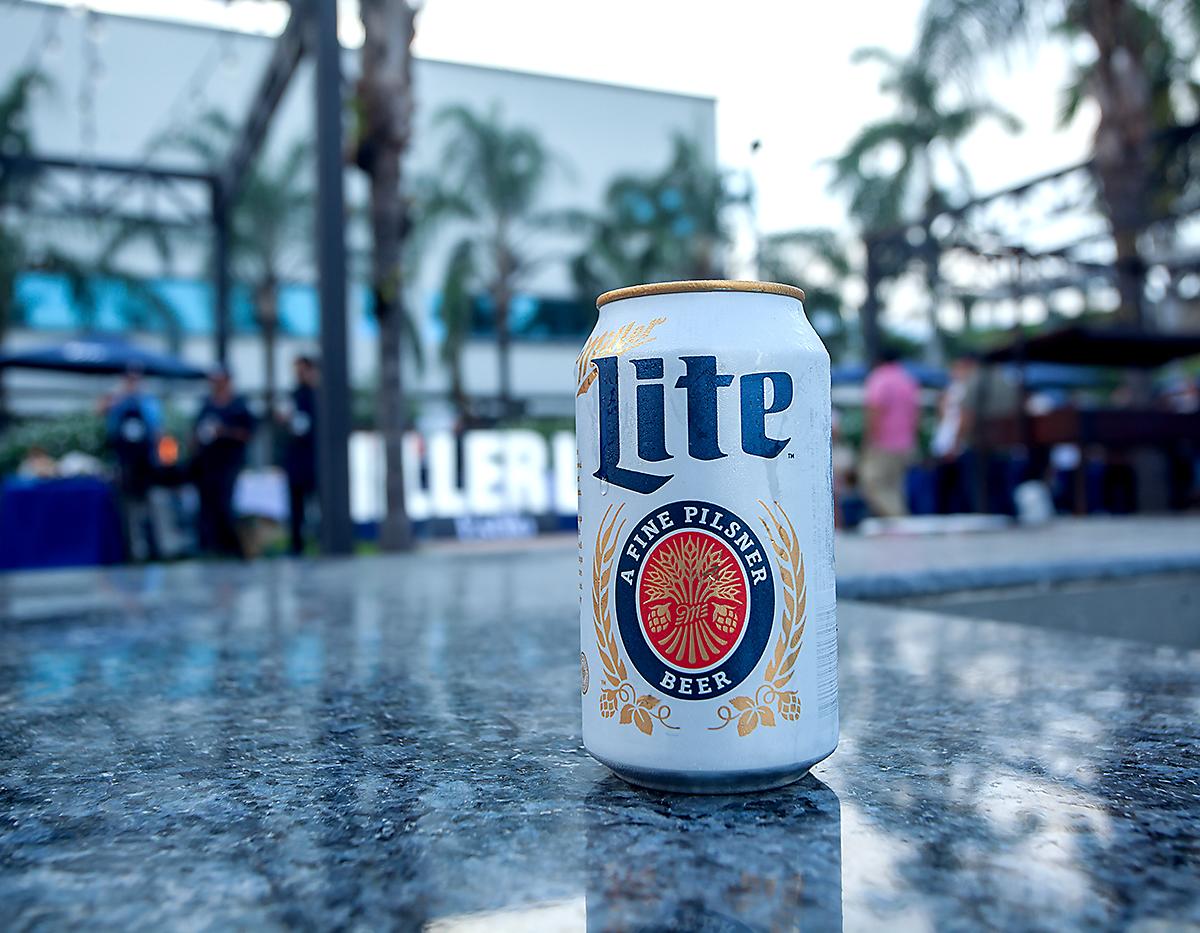 Sábados de Parrillas 2025: Sabor, fuego y buena compañía con Miller Lite