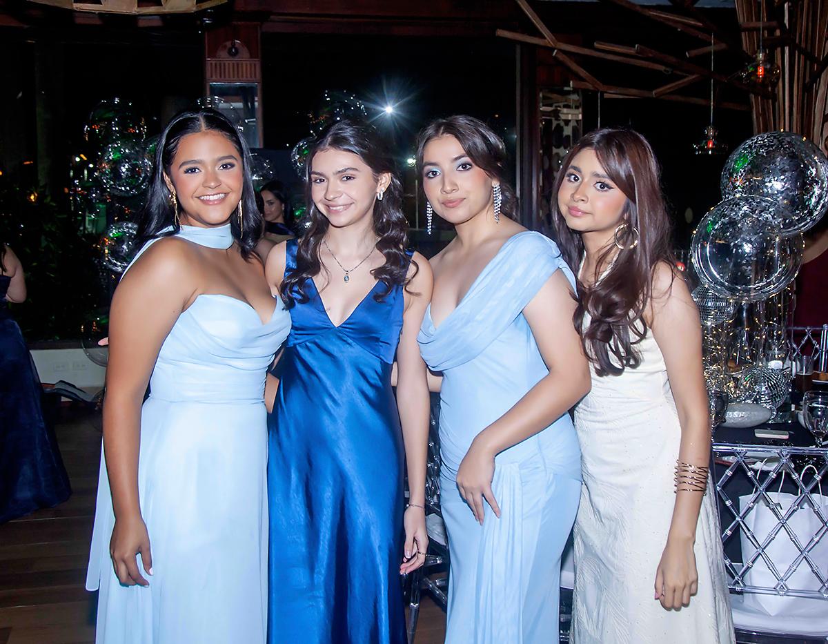 Alejandra Miranda, Alexandra Caraccioli, Lauren Flores y Marcela Linares