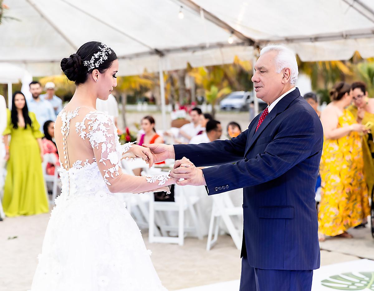 La boda de Maxin Jerez y Gustavo Ramos