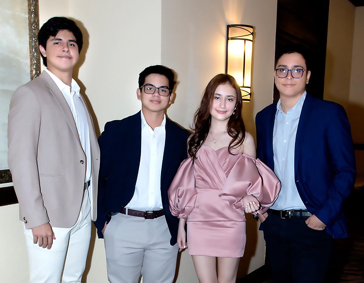 Roberto Martínez, Gabriel Fajardo, María Elena Moncada y Carlos Molina.