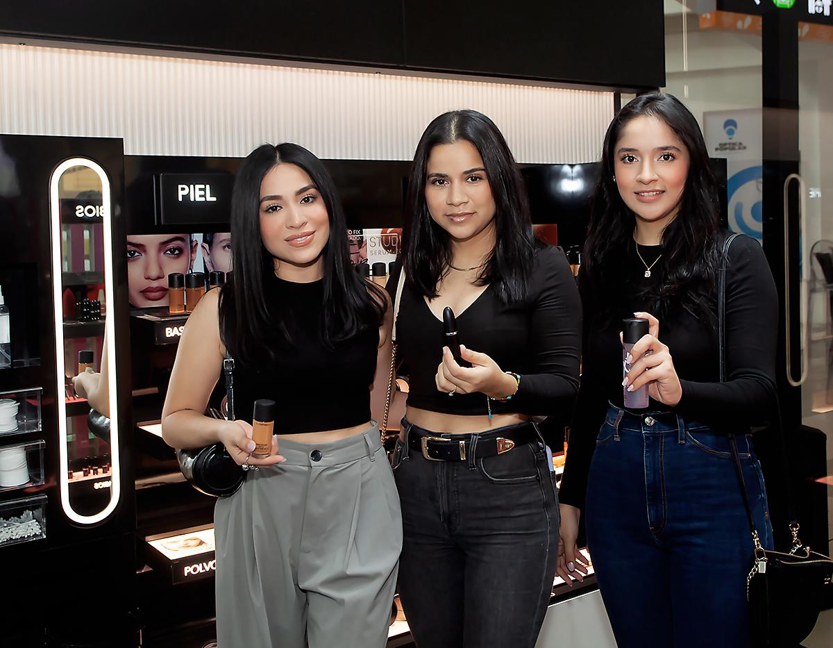 Gabriela Han, Delcy Claros y Lorena Carranza.