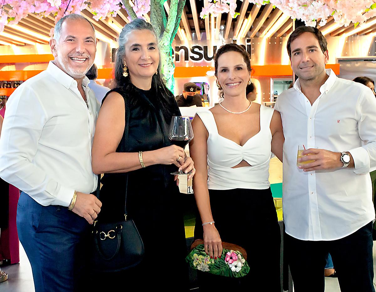 Juan y Ana Andonie con Carmen y José Antonio Fernández