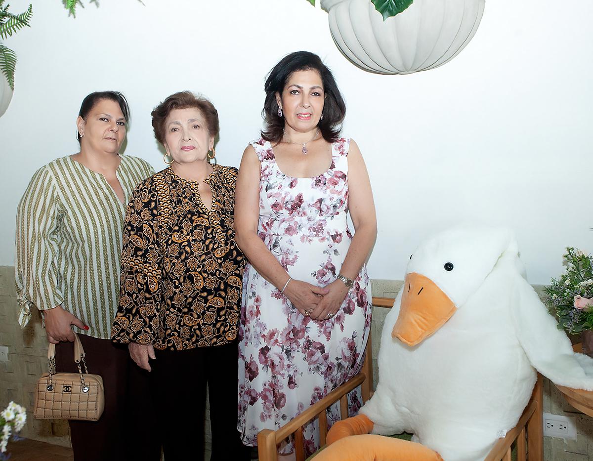 Susy, Cecilia y Sandra Kafati