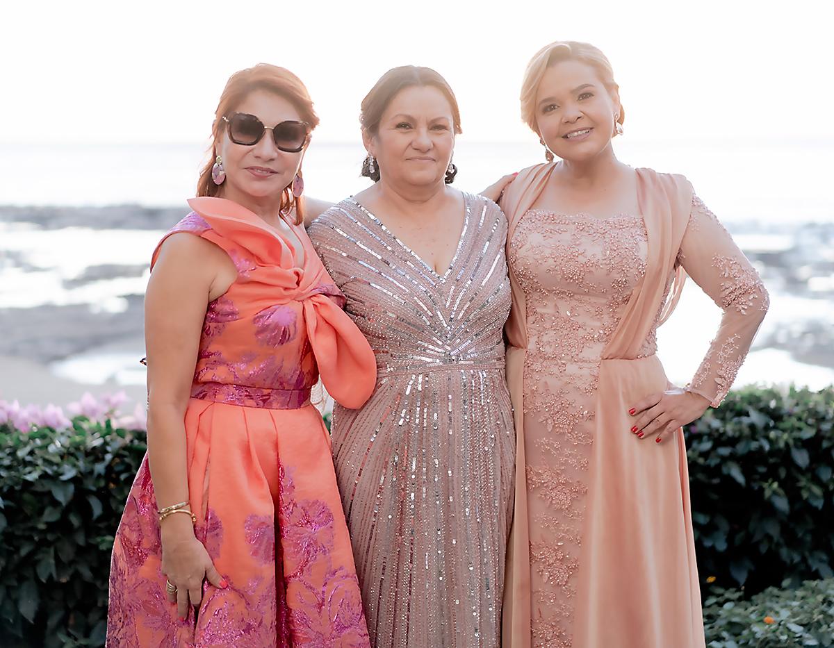 Bree Kafati, Dulce Mondragón y Ligia Pérez Mondragón