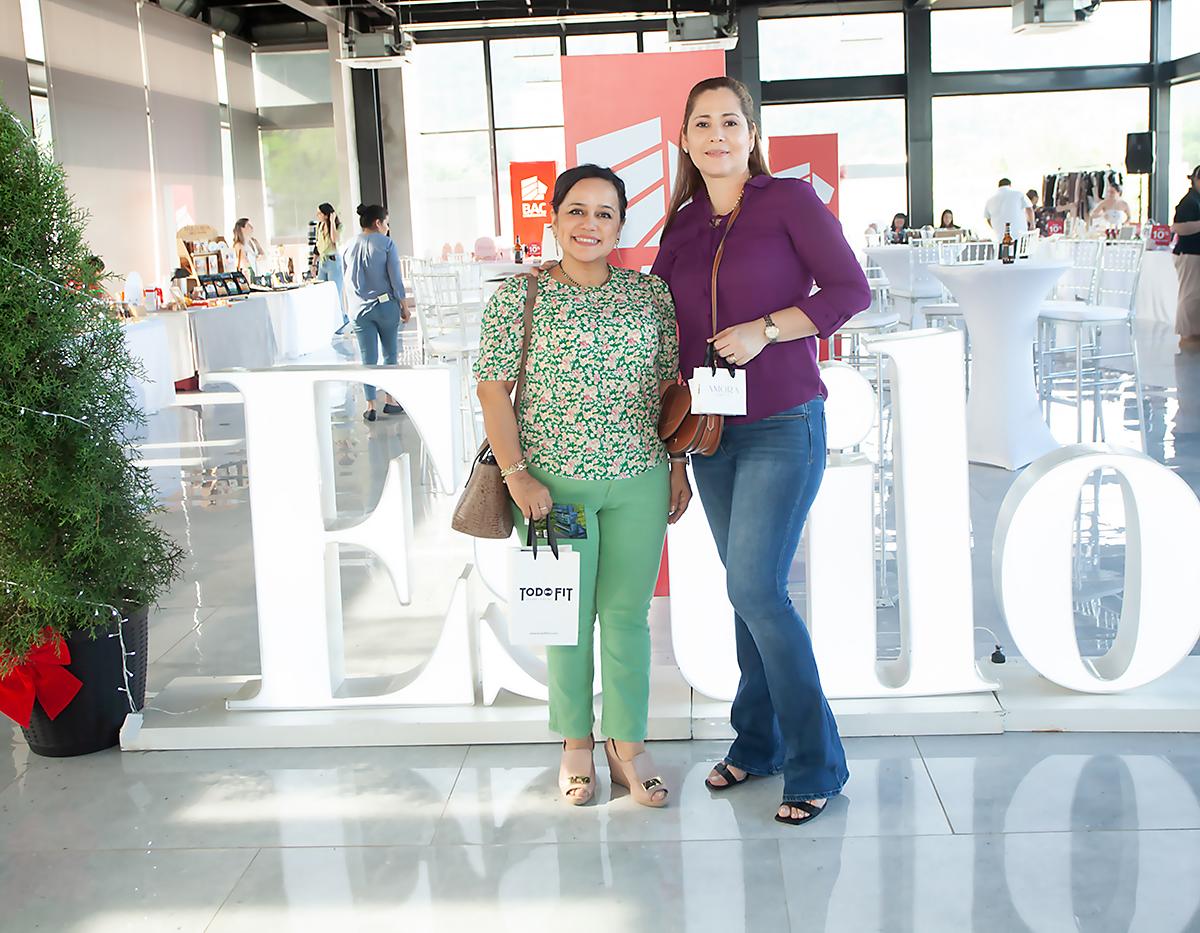 Clientas de Jingle &amp; Mingle. 