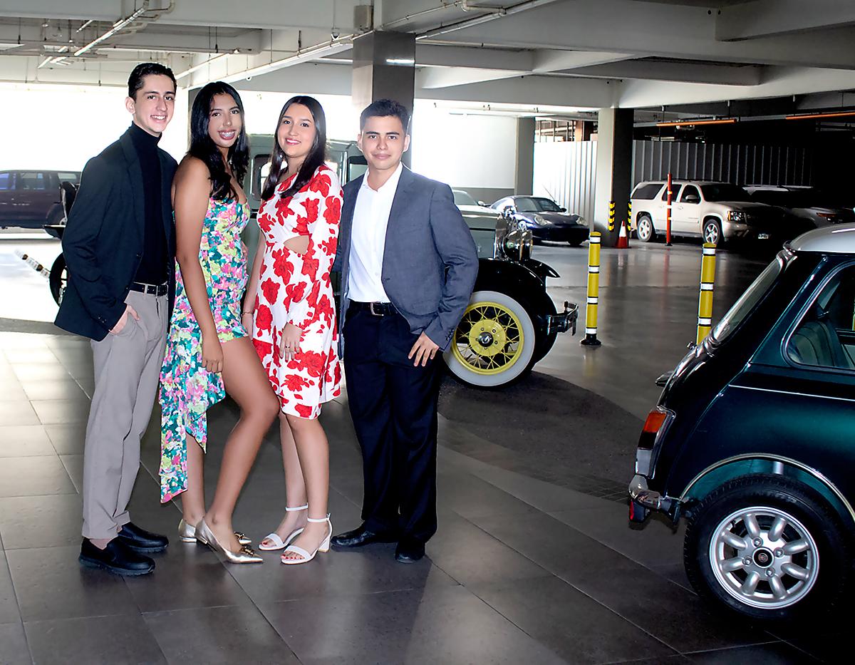 Alex Enamorado, Emilia Sagastume, Natalie Caraccioli y Itzam Deras 