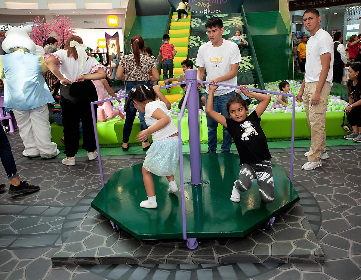 Multiplaza inaugura Easter Encantado en San Pedro Sula