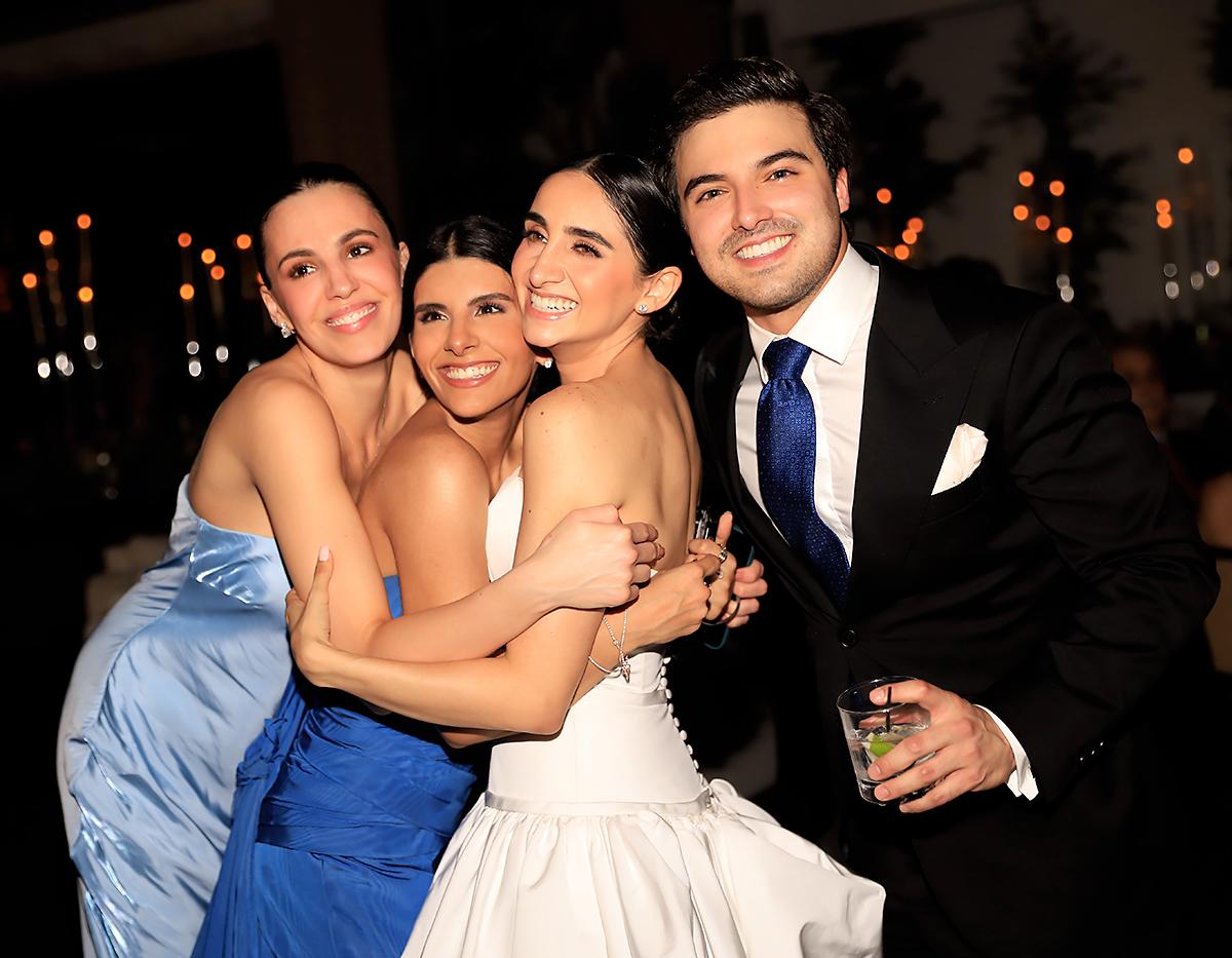 Clarissa Jaar, Vivi Faraj, Renee Rosenthal y Antonio Guillen