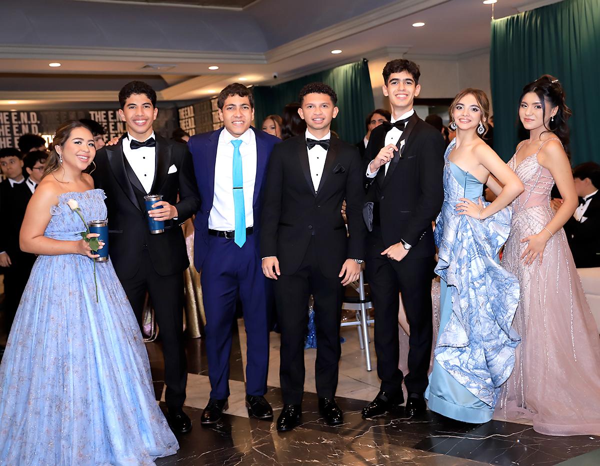 Ashlyn Osorio, Marcelo Cabrera, Santiago Reconco, Esteban Papp, Augusto Valentín, Montserrat Pagoaga y Lideni Sabillón
