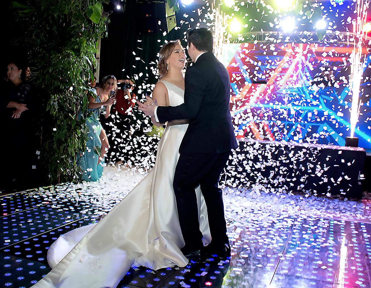 Christian Salas y Nicole Vaquero, en su primer baile con su canción “Perderme contigo”