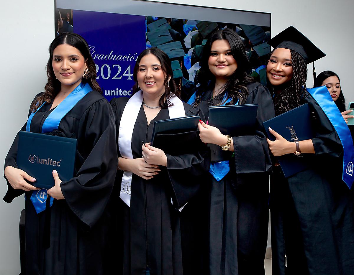 Graduaciones UNITEC 2024 en San Pedro Sula