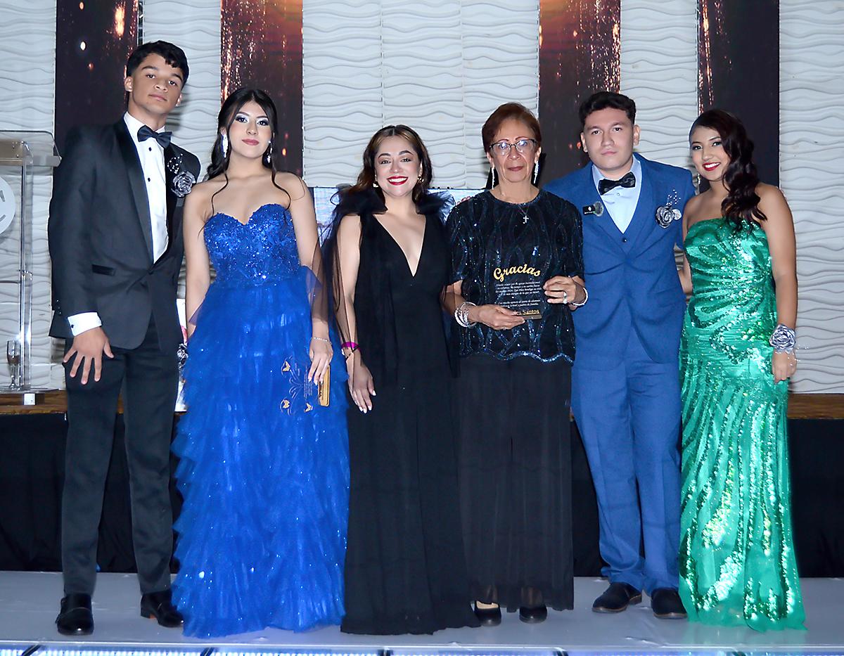 Fiesta de la Prom 2024 de Hillcrest School