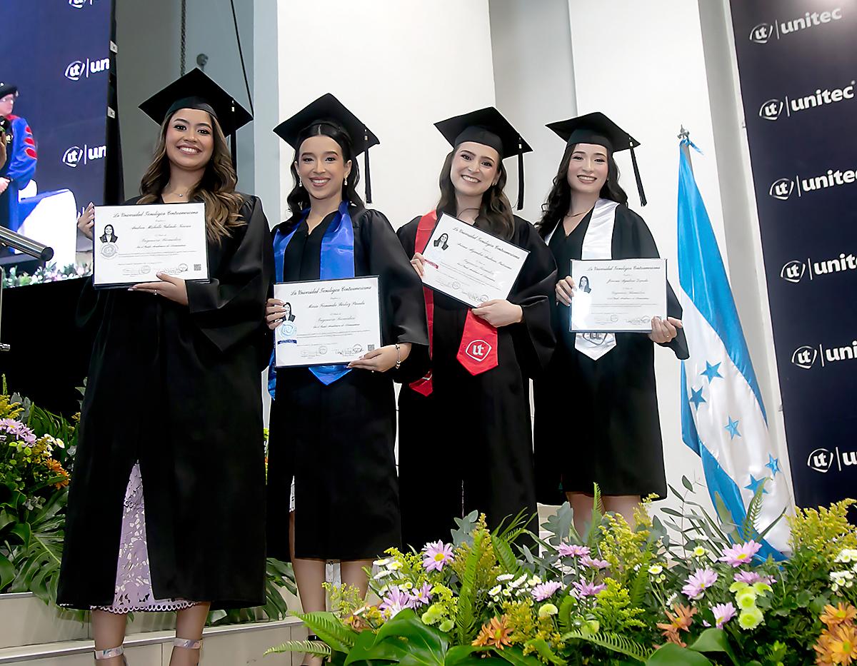 Graduaciones de UNITEC SPS 2024