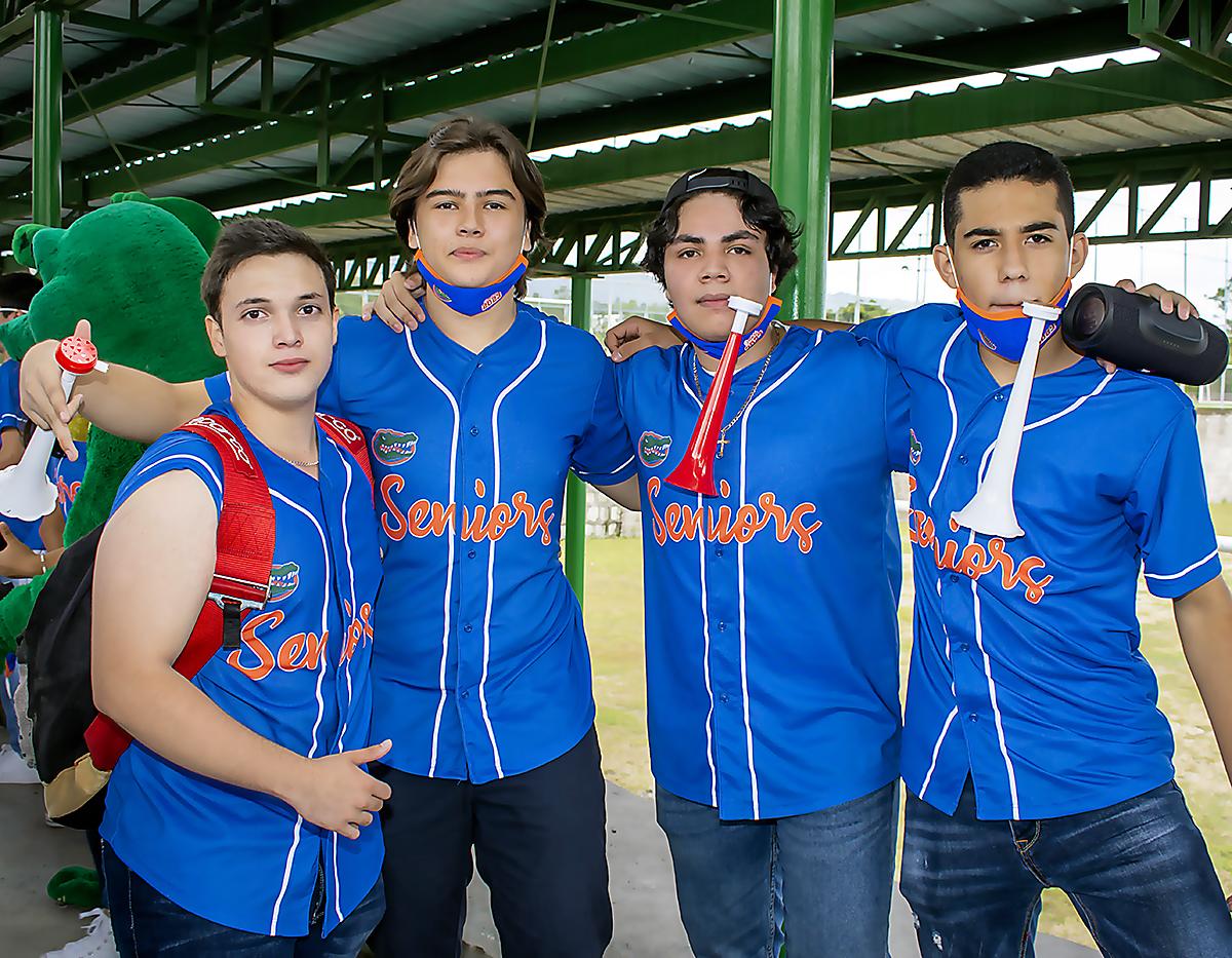 Entrada triunfal de los Seniors de la Estancia School 2023