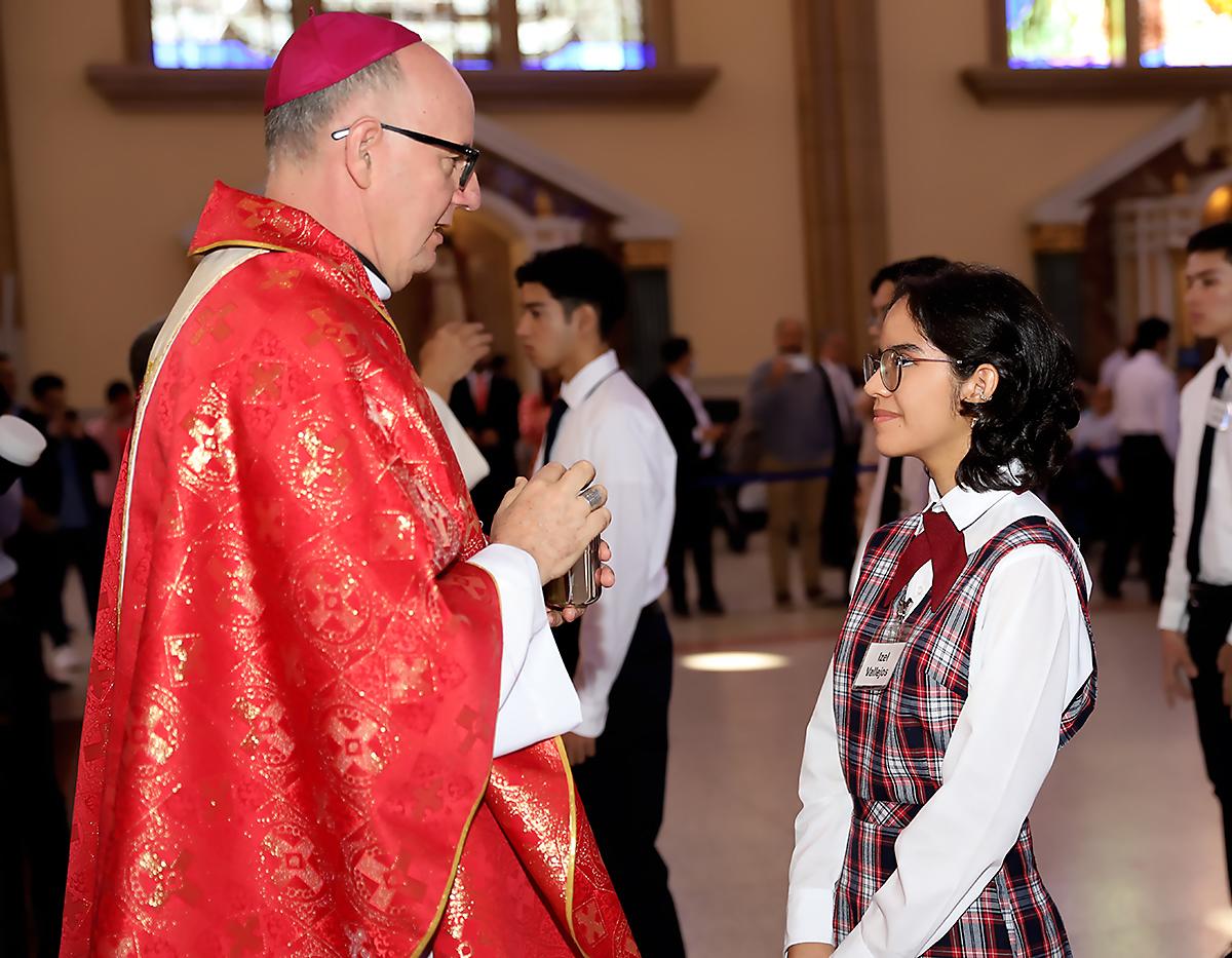 Confirmación de los alumnos de Macris School