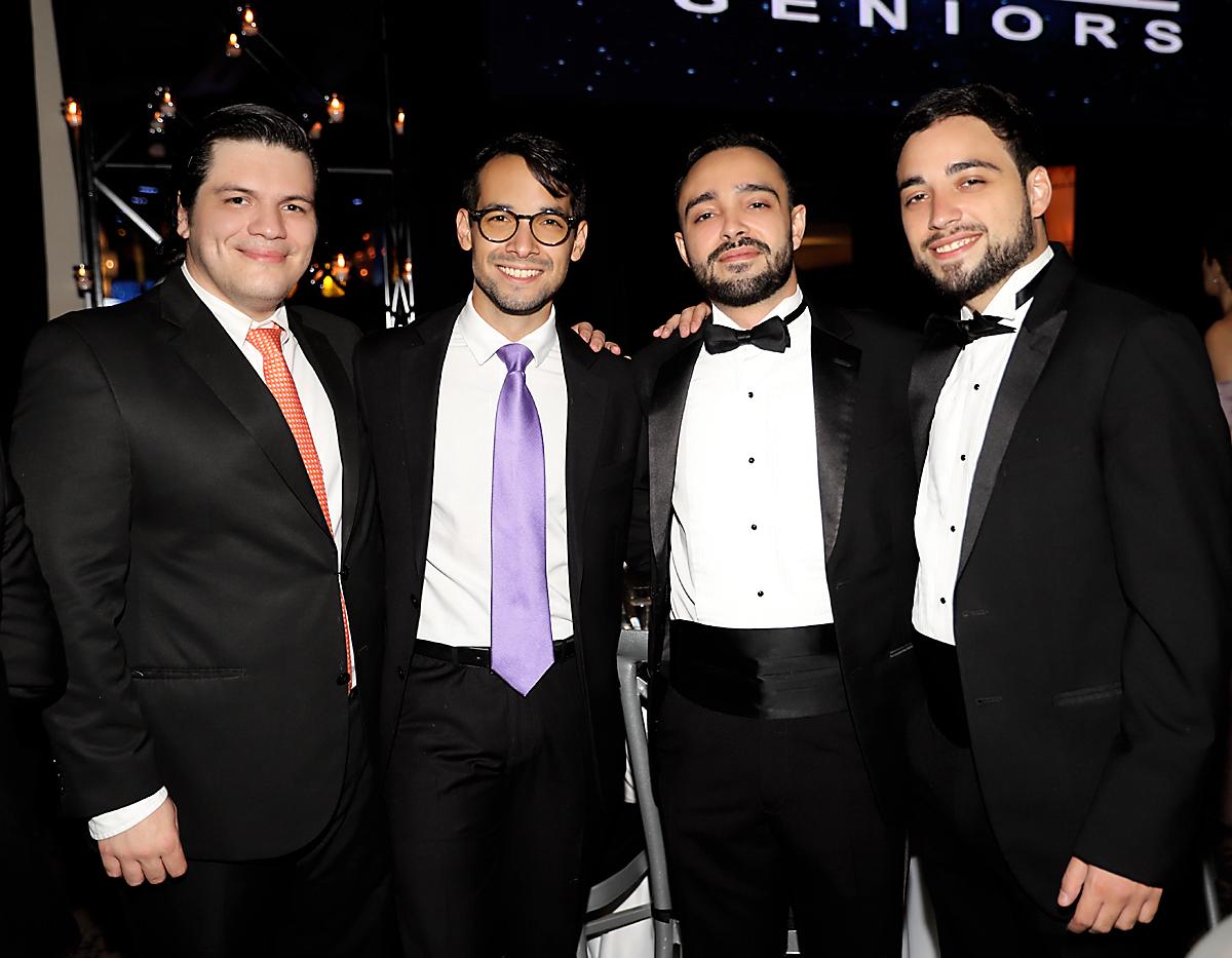 Invitados a la prom de la American School of Tegucigalpa