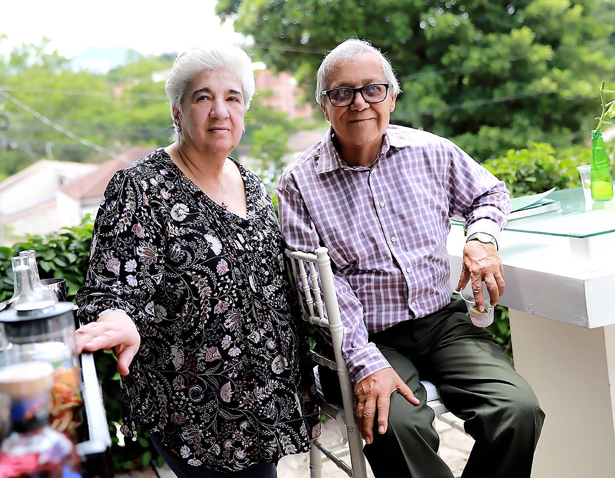 Jeanette Sansur y Carlos Calderón.