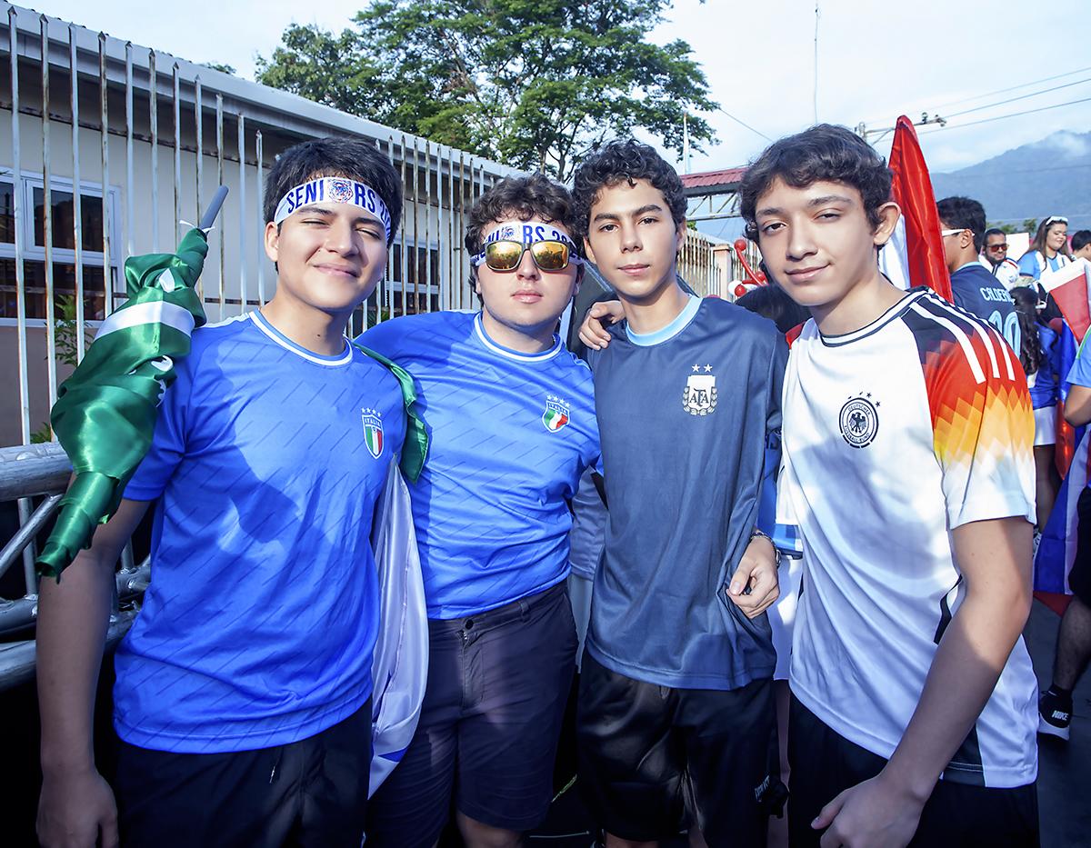 Dennis Diaz, Hassin Gabrie, Gerardo Urbina y Rodrigo Narvaez.