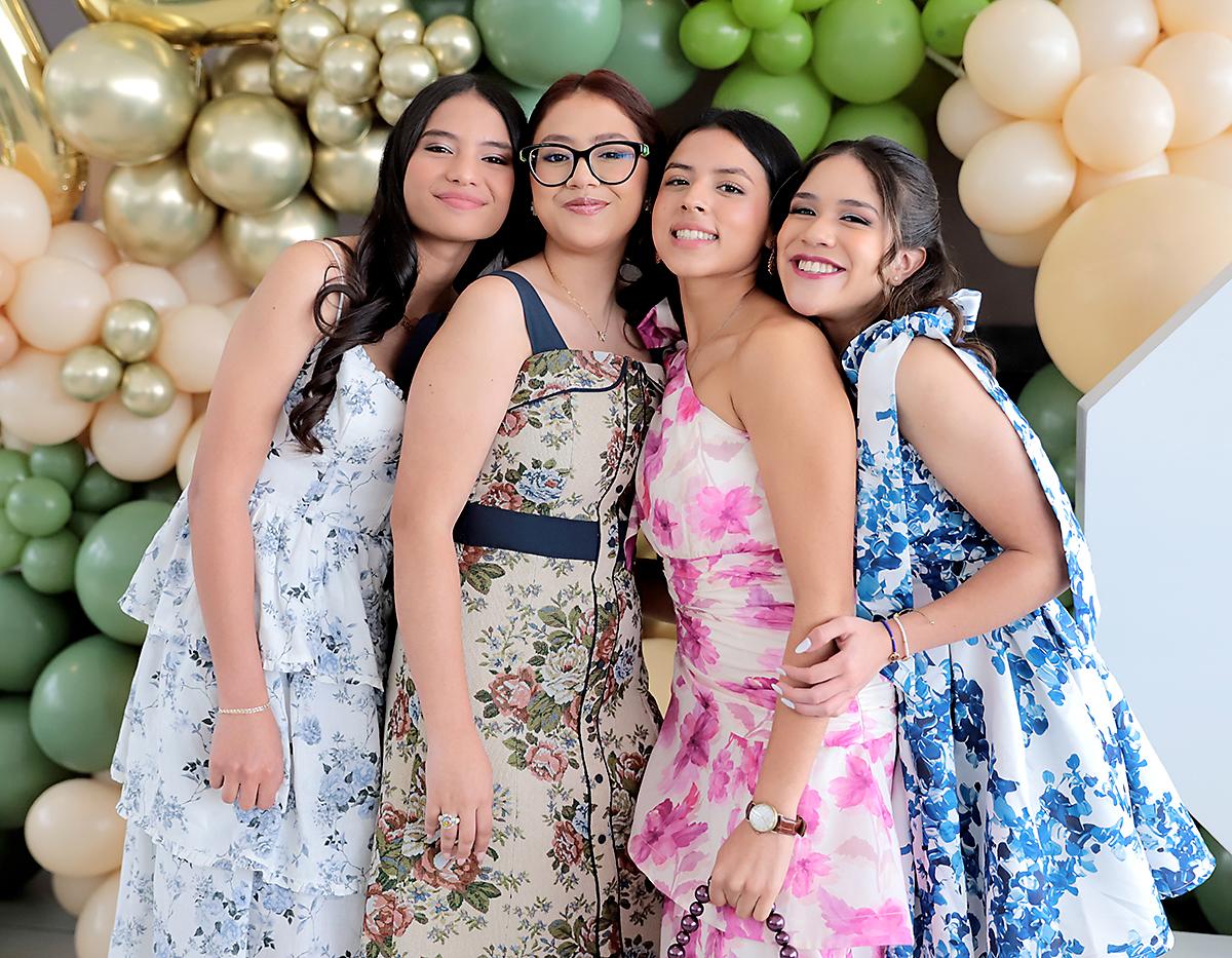 Junior Senior Lunch 2025 de la Academia Los Pinares