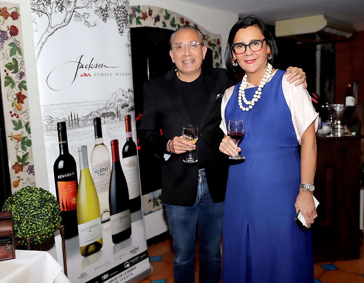 Roberto Villeda y Amanda Bermudez. 