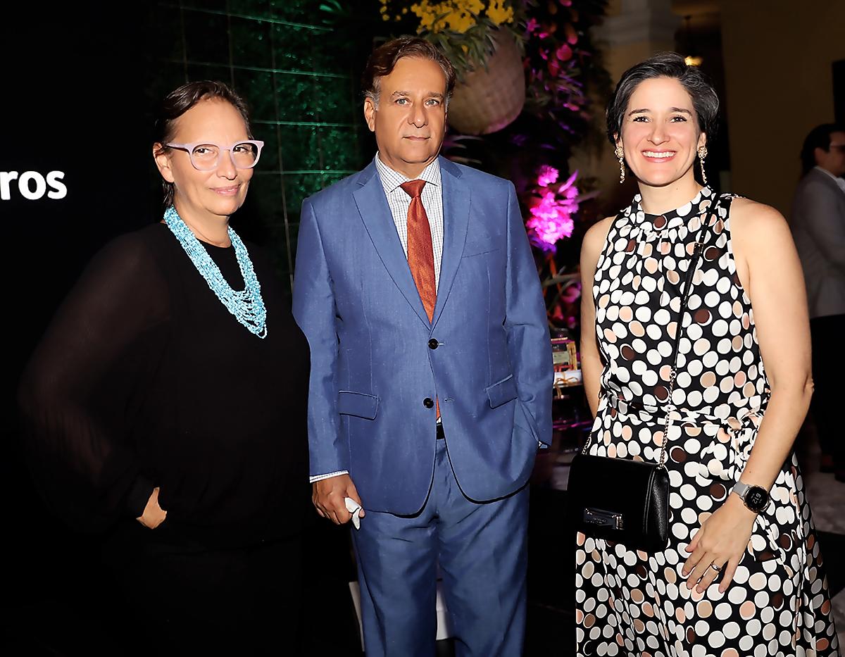 Eva Gómez, Thierry de Pierrefeu y Lorena Maduro
