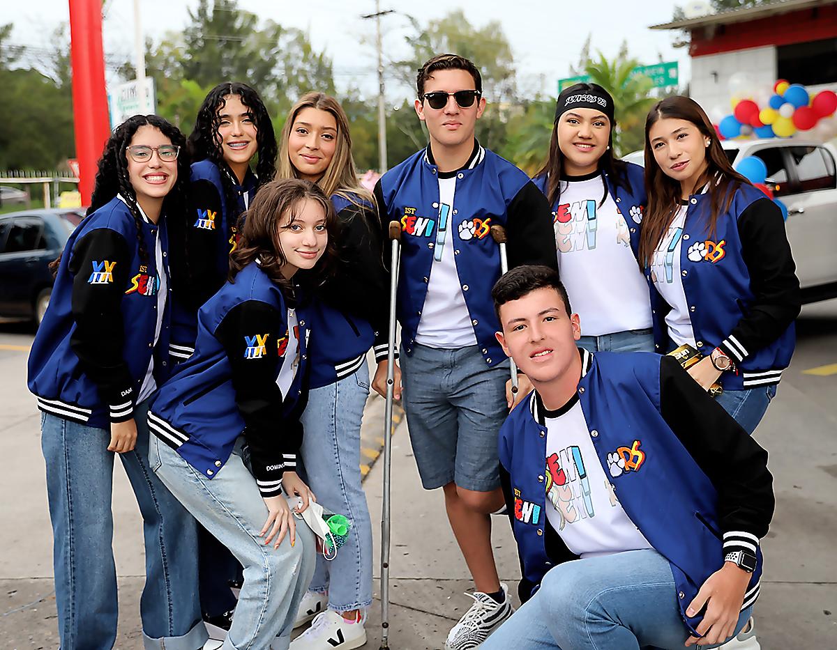 Daniela Sandoval, Gabriela Sandoval, Andrea Inestroza, Jorge Andonie, Camila Flores, Alexa Cerna, Ariana Díaz y Sebastián Bueso