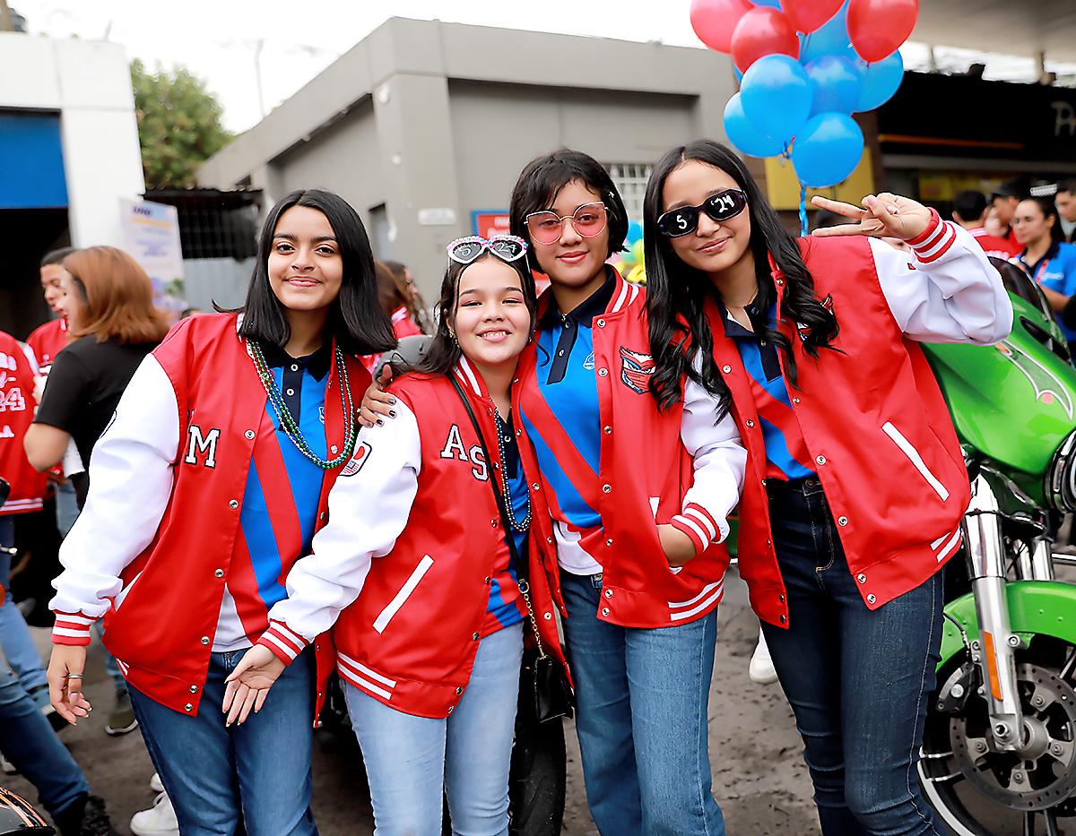 Karol Rivas, Solangel Sánchez, Naila Alvarado y Nuria Raudales