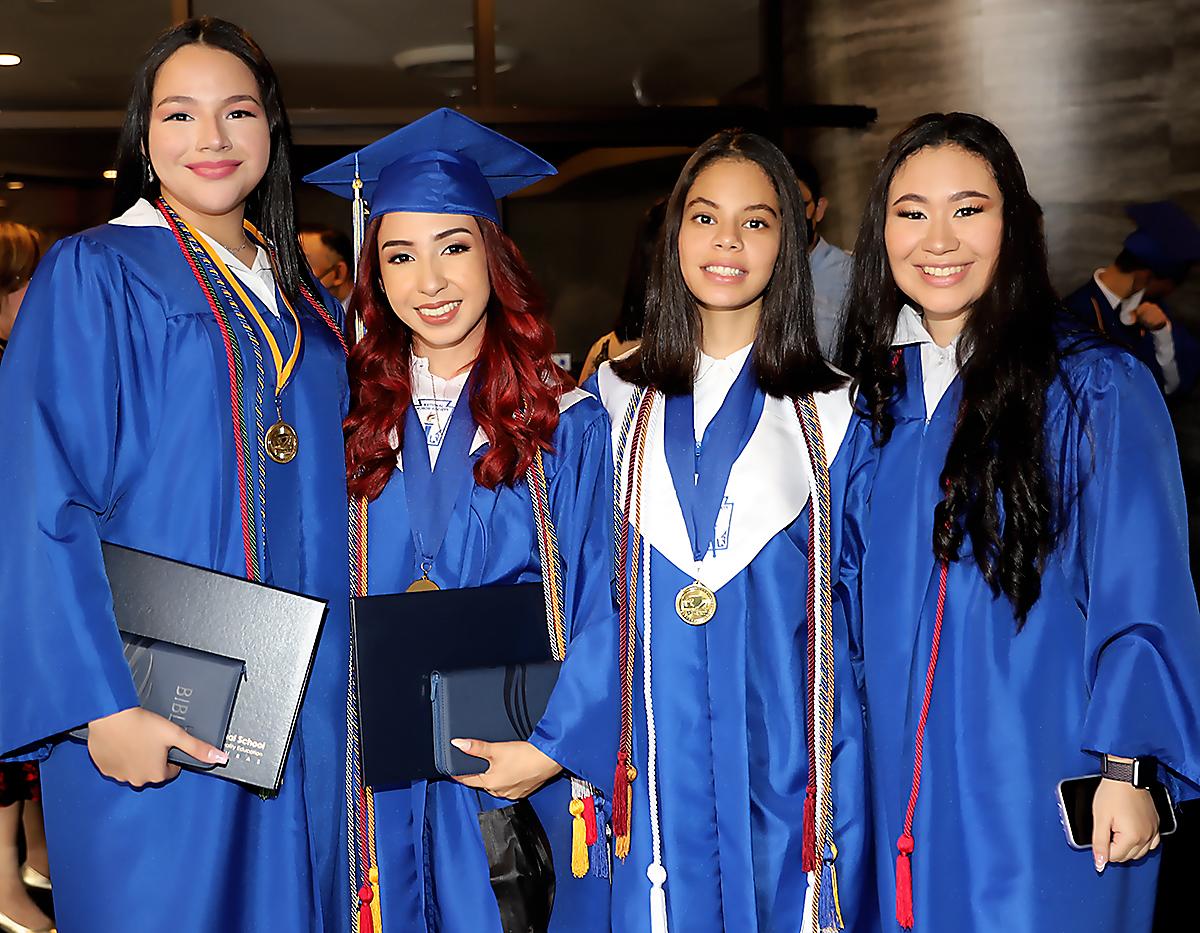 Angela Rodríguez, Lisa Díaz del Valle, Isbeth Mendoza y Salma Díaz