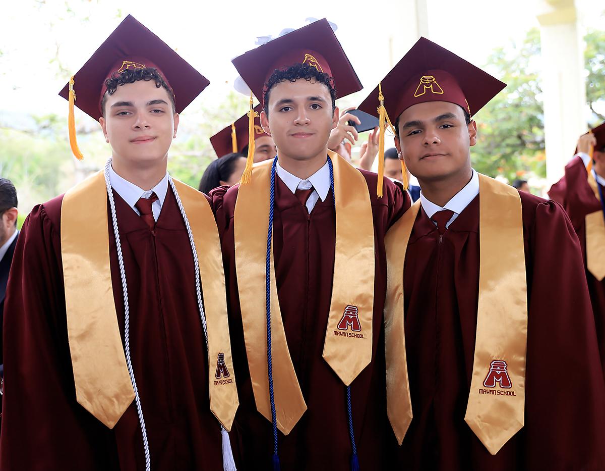 Ariel Dávila, Sebastián Mercado y Julio Funez. 