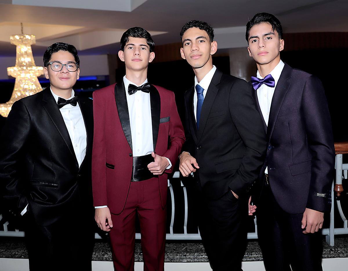 Fiesta de la prom 2024 del San José del Carmen