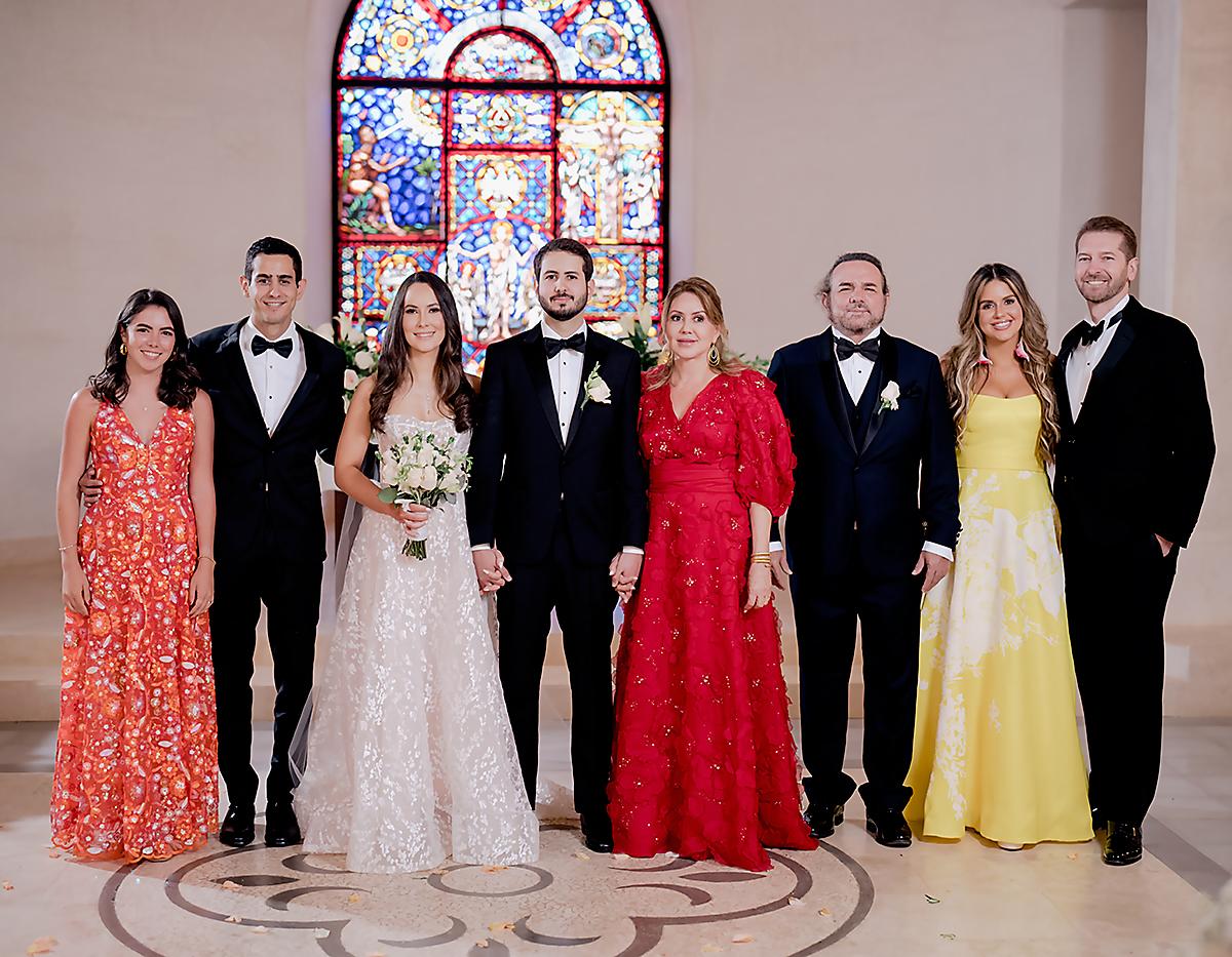 Lourdes Bolaños, Christian Chamorro, Victoria Merlo, Barney Chamorro, Flavia Corriols, Barney Chamorro, Flavia Chamorro y John Atkinson