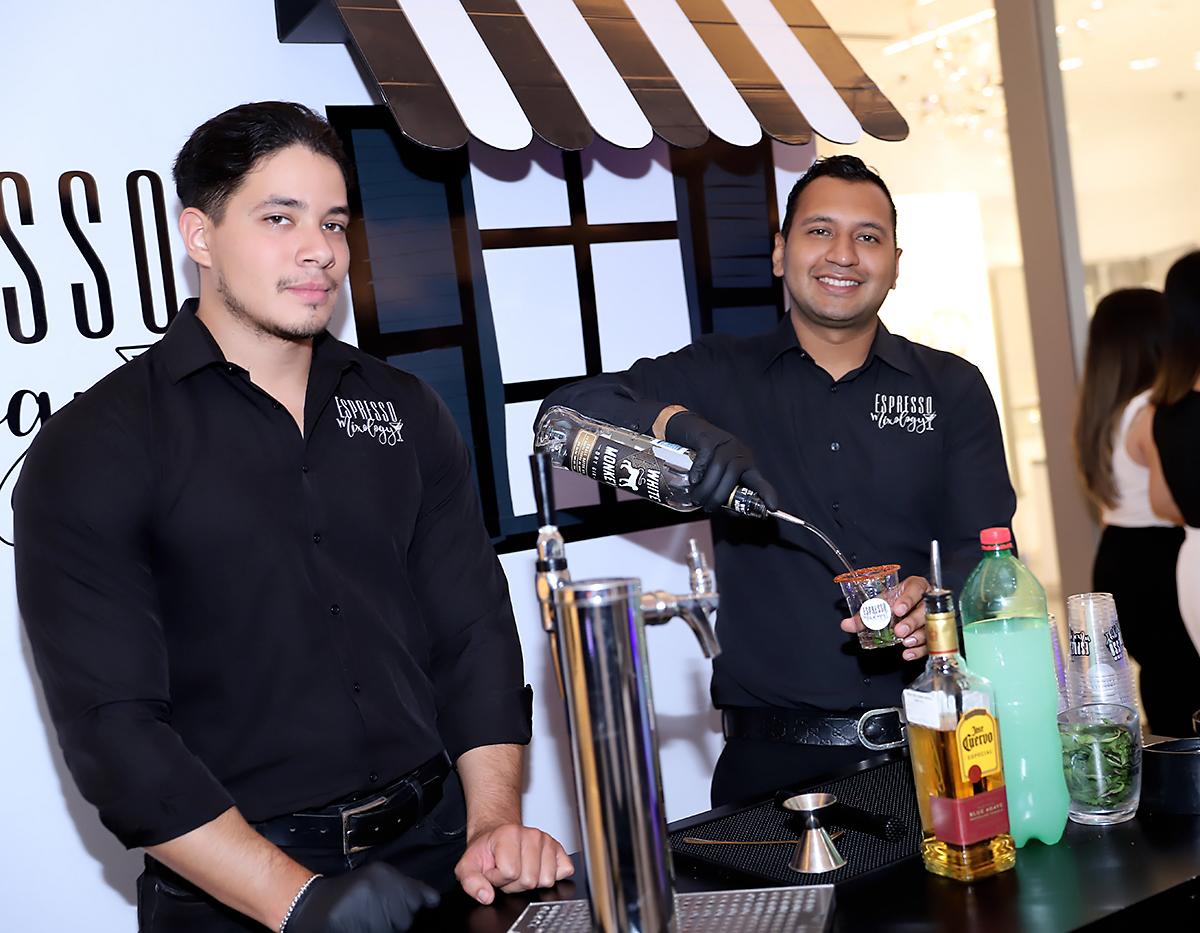 Daniel Aguilar y Leonel Rivera de Espresso Americano.