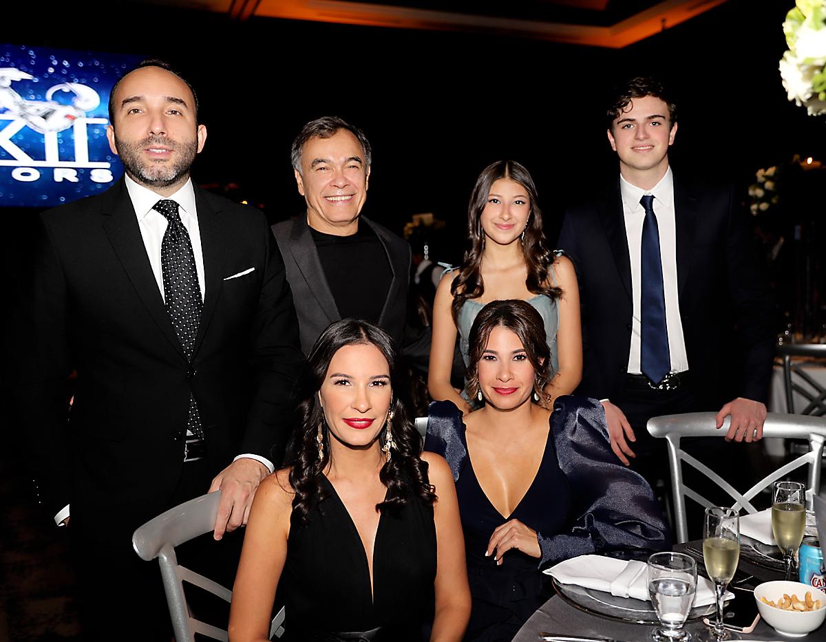 Invitados a la prom de la American School of Tegucigalpa