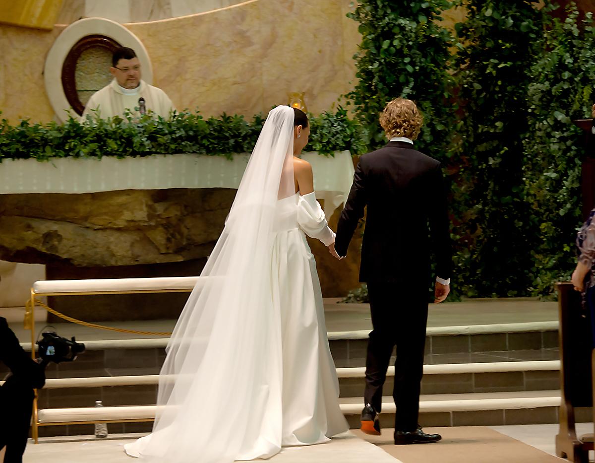 Así fue la boda religiosa de Gregory Hein y Beatriz Barletta