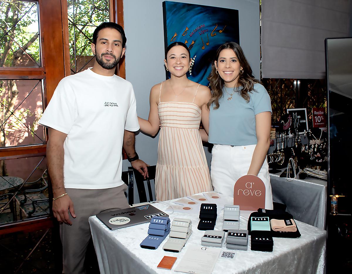 Fernando, Isabella y Michelle Marsan de A’reve 