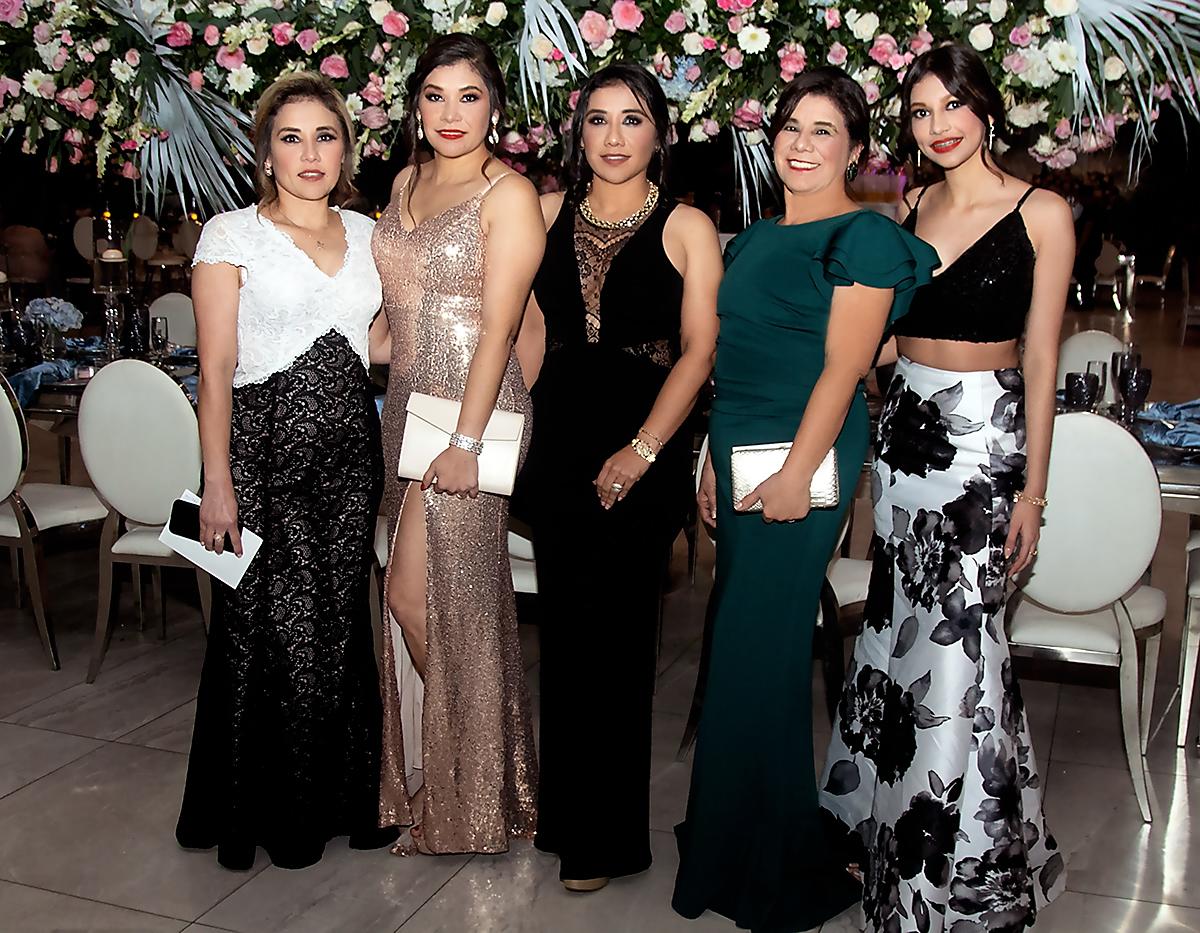 Elena Brown, Carolina Ramírez, Adela Ramos, Adela Ramos y Diana Padilla