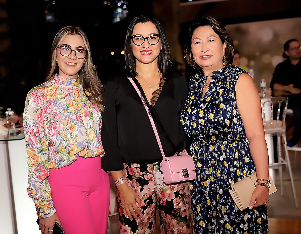 María José Alvarado, Marisol de Pierrefeu y Marcia Vásquez, anfitrionas del lanzamiento de Fame, la nueva fragancia femenina de Paco Rabanne que transmite el irresistible espíritu parisino de la marca. 