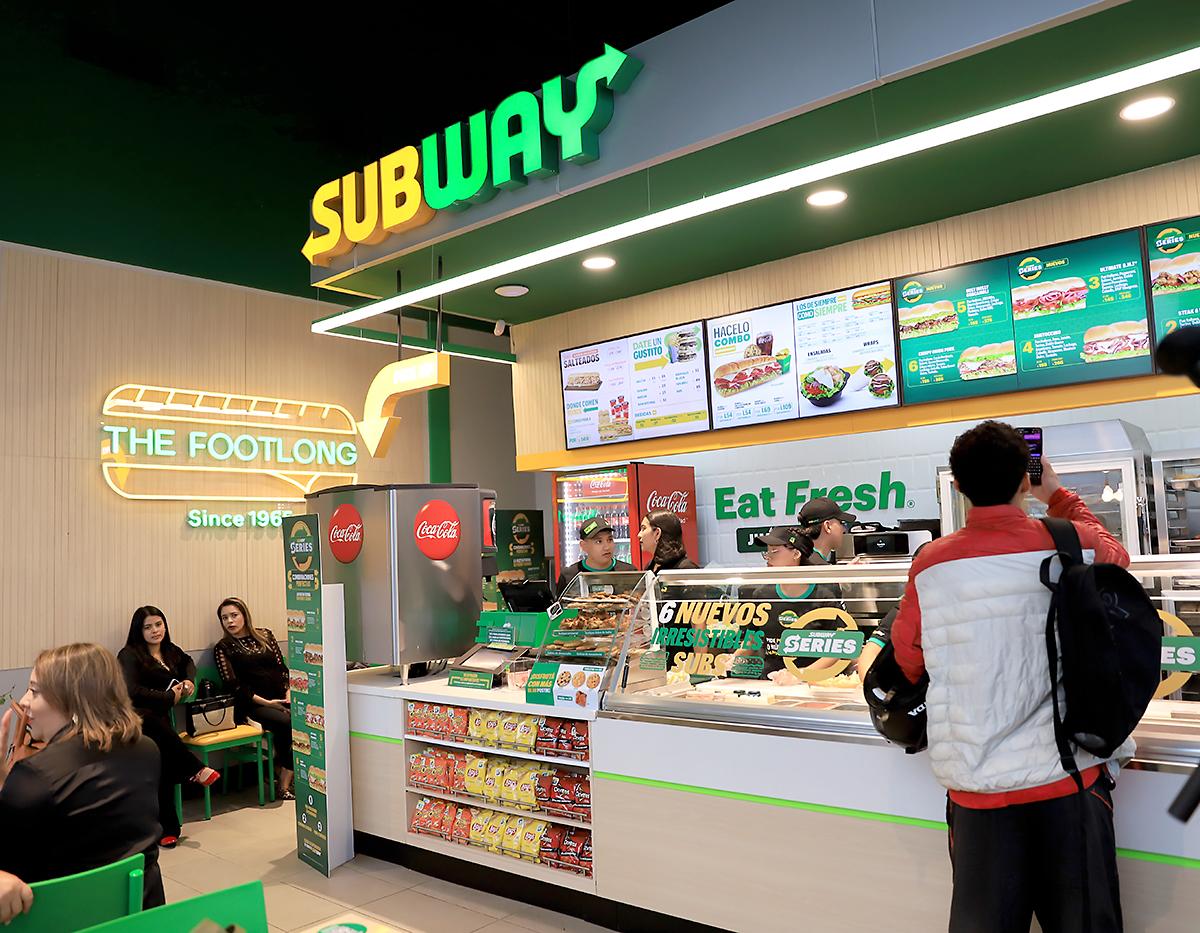 Subway inaugura nuevo local en el Bulevar Juan Pablo II de Tegucigalpa