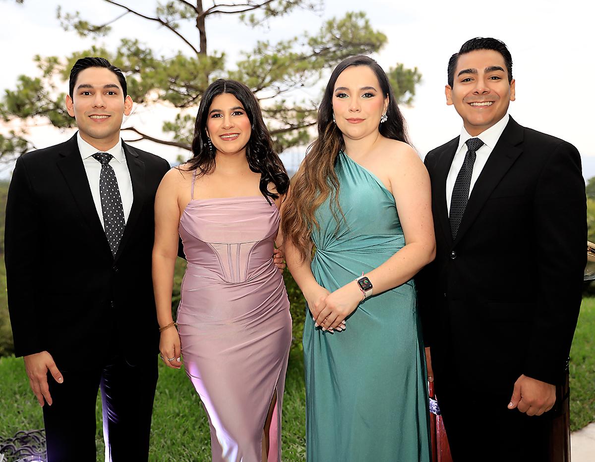 Fernando Baires, Andrea Mitri, Ana Leiva y Cesar Burgos