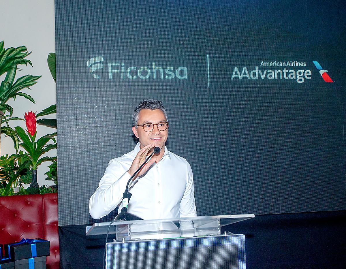 Rodrigo Membreño, vicepresidente de banca de personas de Grupo Ficohsa.
