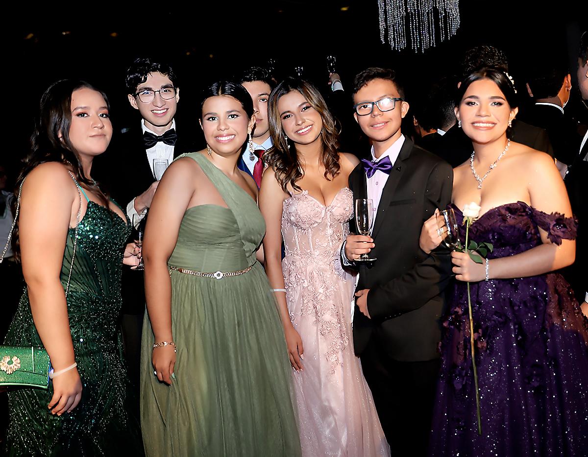 Fiesta de la prom 2024 de La Estancia School