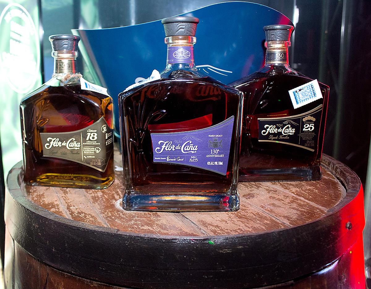 Las tres presentaciones Ron Flor de Caña de 18 años, 20 años, el cual es conmemorativo a los 130 años de fundación que tiene la compañía y 25 años
